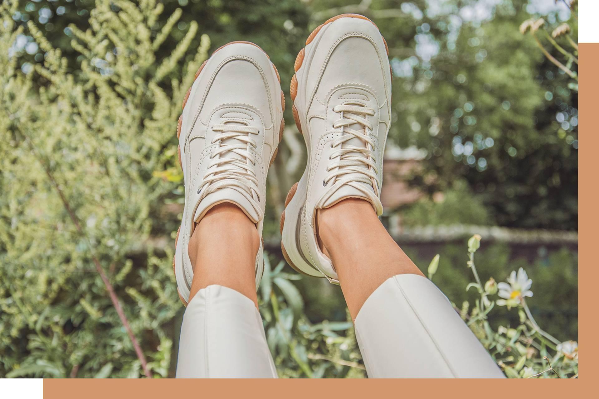 Heerlijk puree pantoffel Smalle voeten: de beste schoenmerken voor jou | SHUZ Blog